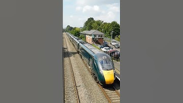 GWR Class 800 passing Bruton with a 2 tone