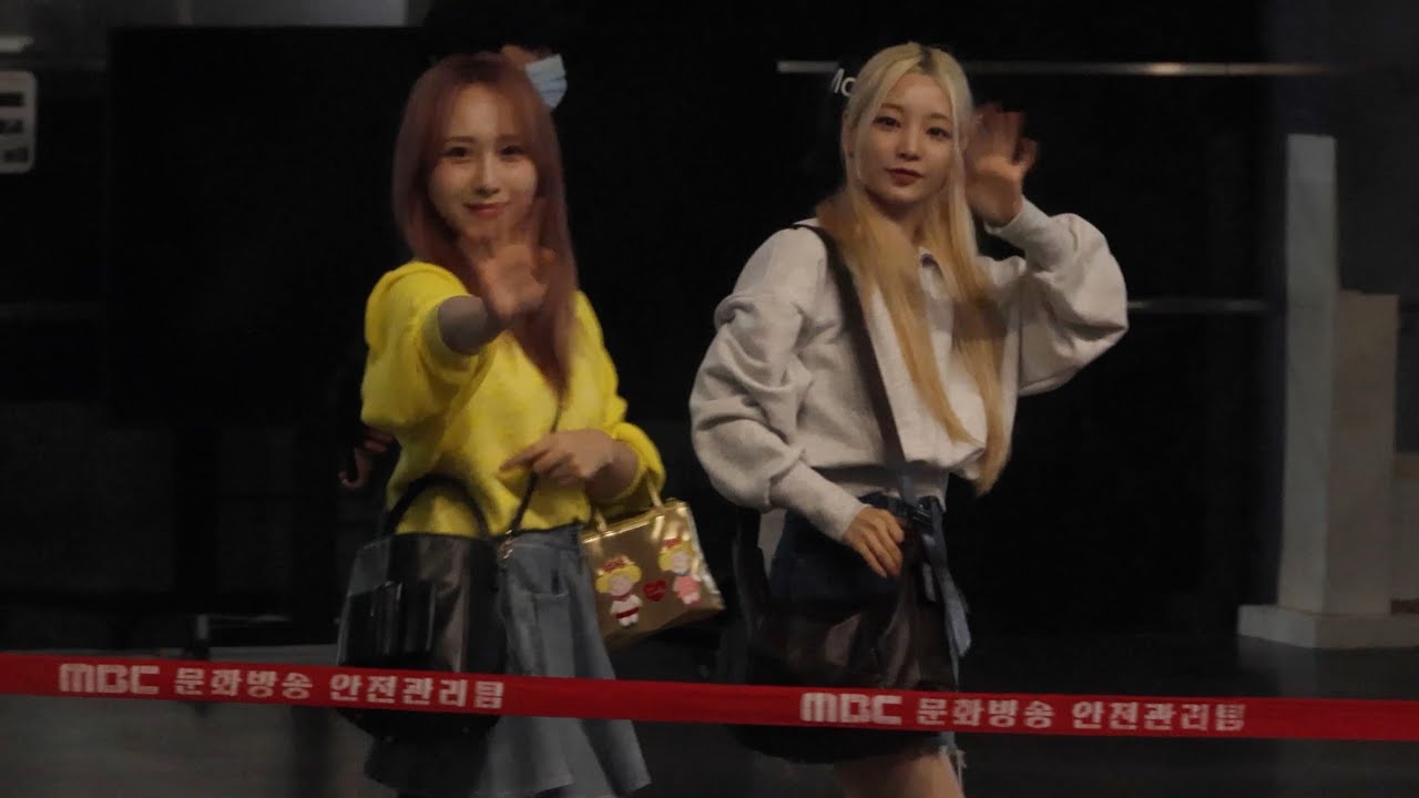 220911 로켓펀치 (Rocket Punch Juri) 출 퇴근길 by ODS YouTube