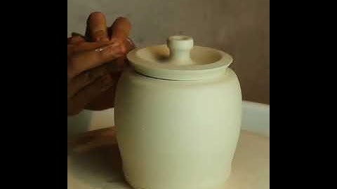 Trimming the porcelain jar with lid michelle_wen_artist || #wheelthrownpottery #ceramics #porcelain