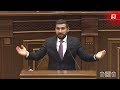 Վահագն Ալեքսանյանը ԱԺ-ում ցույց տվեց Մանվել Գրիգորյանի կողմից ազատամարտիկի վզից շղթա գցած տեսանյութ