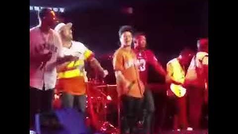 Bruno Mars - Uptown Funk