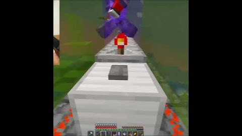 Useless Tree 🎄🌲 Destroyed 😭😭 In Herobrine smp //Gamerz Reaction//