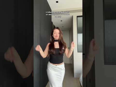 NIKKI SEEY -