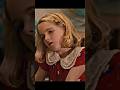 طفلة تصدم المعلمة بذكيه