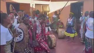 Ncibane Traditional Healer - Ndicing’ umama nge min’ ezinzima, ndicing’umama wam!