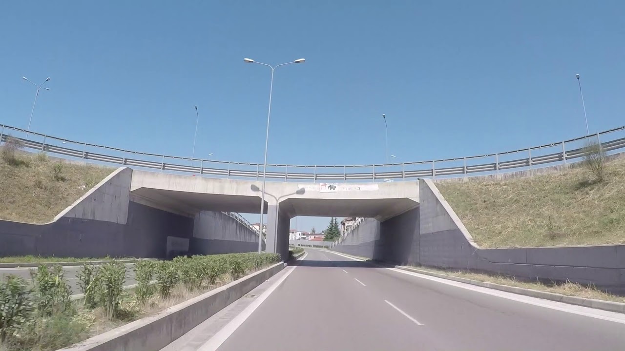 Albania Road to Tirana, Gopro / Albanie Route vers Tirana ...