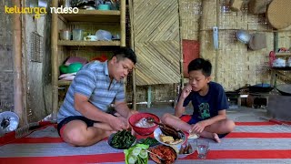 Sambel tomat ikan pindang ala pak jo nyuuamleng tenan || masakan desa