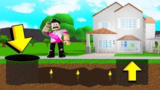 I FOUND A *SECRET* TUNNEL UNDER MY MANSION!! (Roblox Bloxburg)