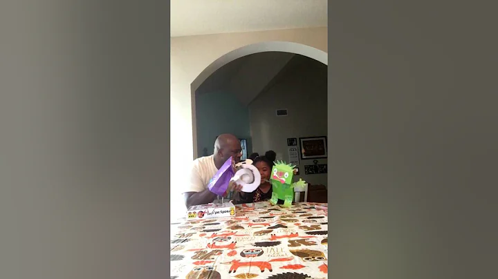 Daddy & Daughter Fun time Making Puppets with Lind...