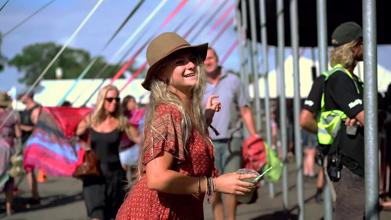 Watch - Street best style byron bays bluesfest video Look - Street best style byron bays bluesfest video