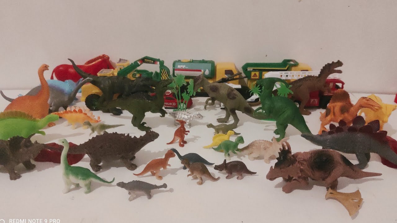 Review of Police Cars and Dinosaurs||T-Rex, Police Cars, Dinosaurs, Children's Entertainment.