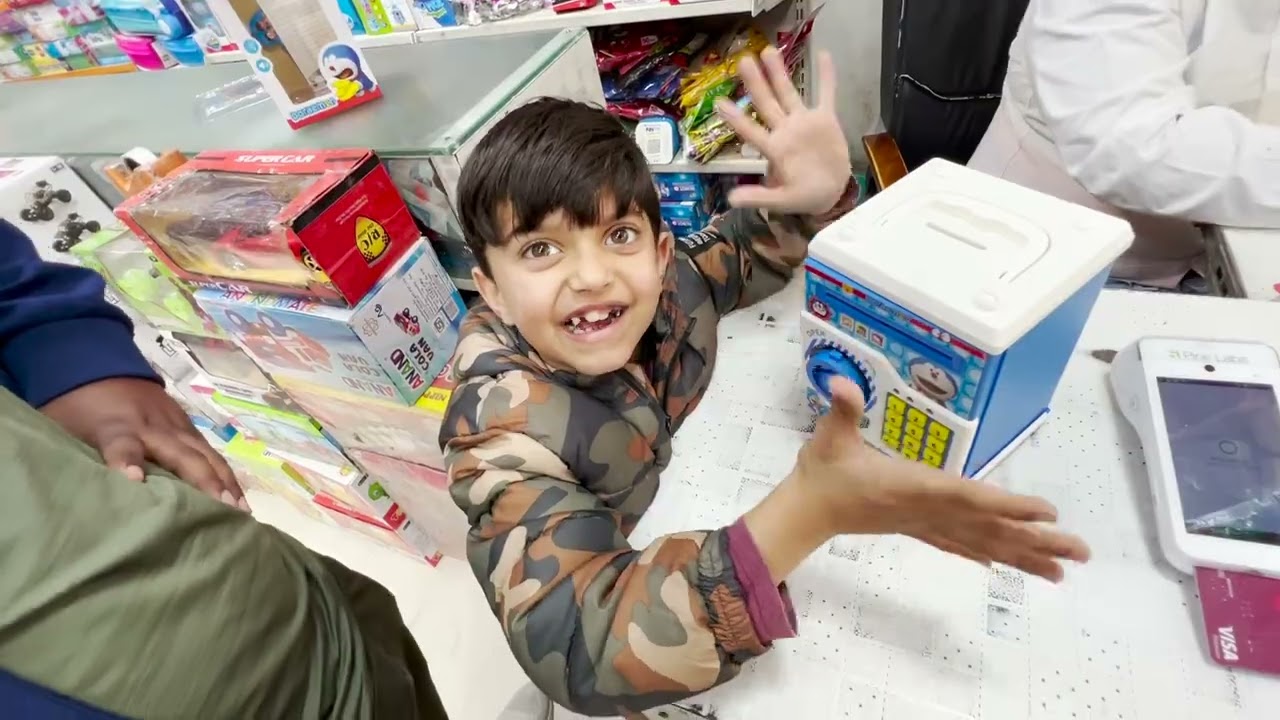 Ye piggy bank must hai 😱 | Yaatri