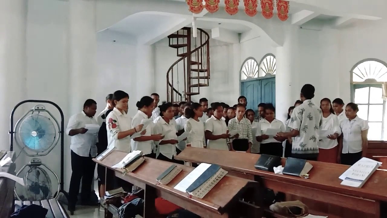 Sola scriptura choir...Stft i.s.kijne jayapura...