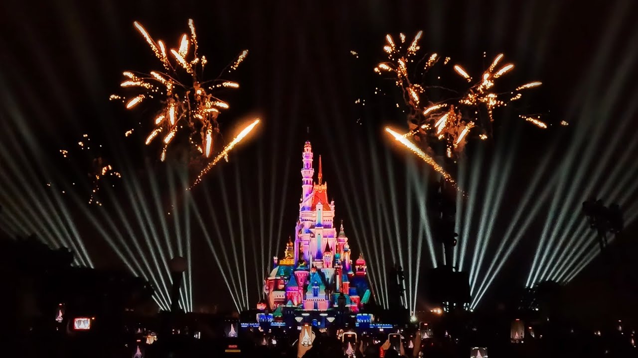 [4K] 2025 Hong Kong Disneyland Fireworks | Momentous nighttime ...