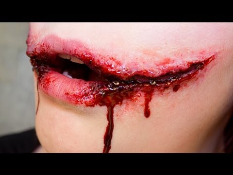 MAKEUP SERIES: The Smile - YouTube