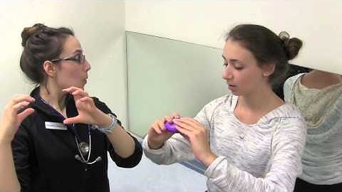Longwood Pediatrics demonstrates how to use your Discus Inhaler