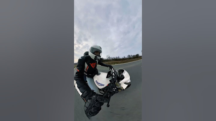 Zaustavila nas policija 🤯 #shercocouple #triumph