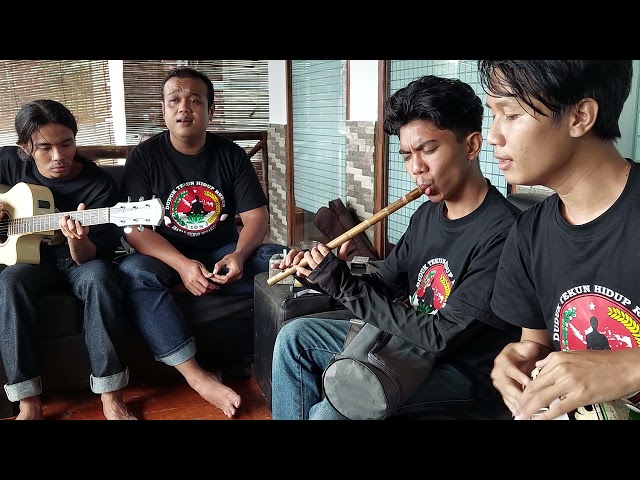 Angin Sepoy sepoy (cover) Acoustic version By. Na'am Grupo Cipt. Mustafa Debu class=