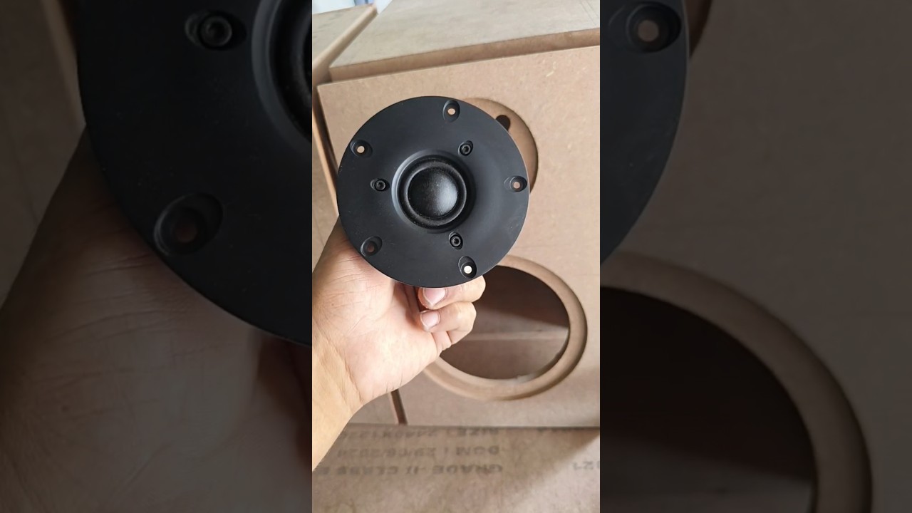 Hi Fi Bookshelf Enclosure