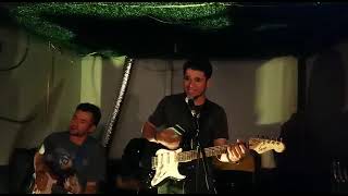 Playing At Munchesse