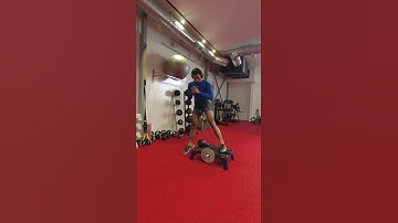 KBOX Exxentric: Lateral Squats