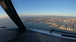 The most stunning approach into Barcelona El Prat airport via the coast in a Boeing 737 cockpit (4K)