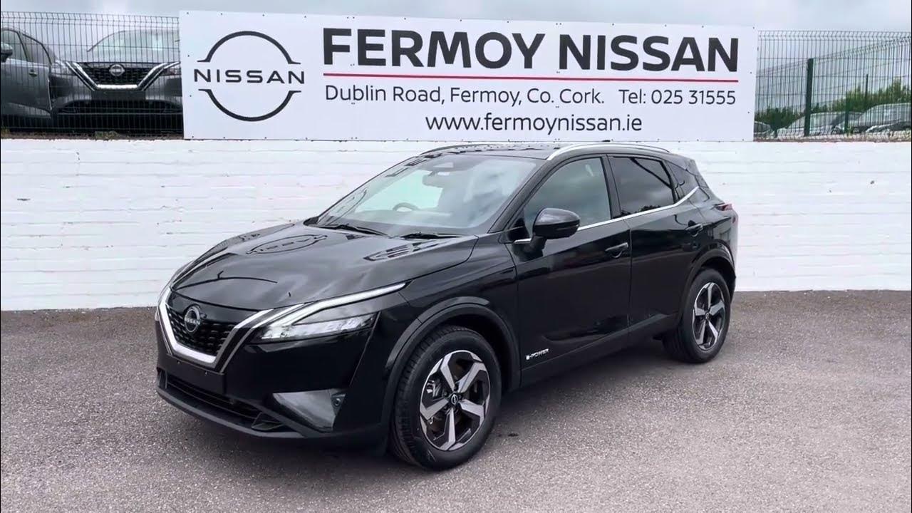 Hayz paytida mushukni yalash Mast qizlar eshakda sikishadi