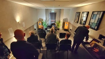 Audiocounsel setting up a full Audio Note (UK) system at the Edinburgh Hi-AV show.....