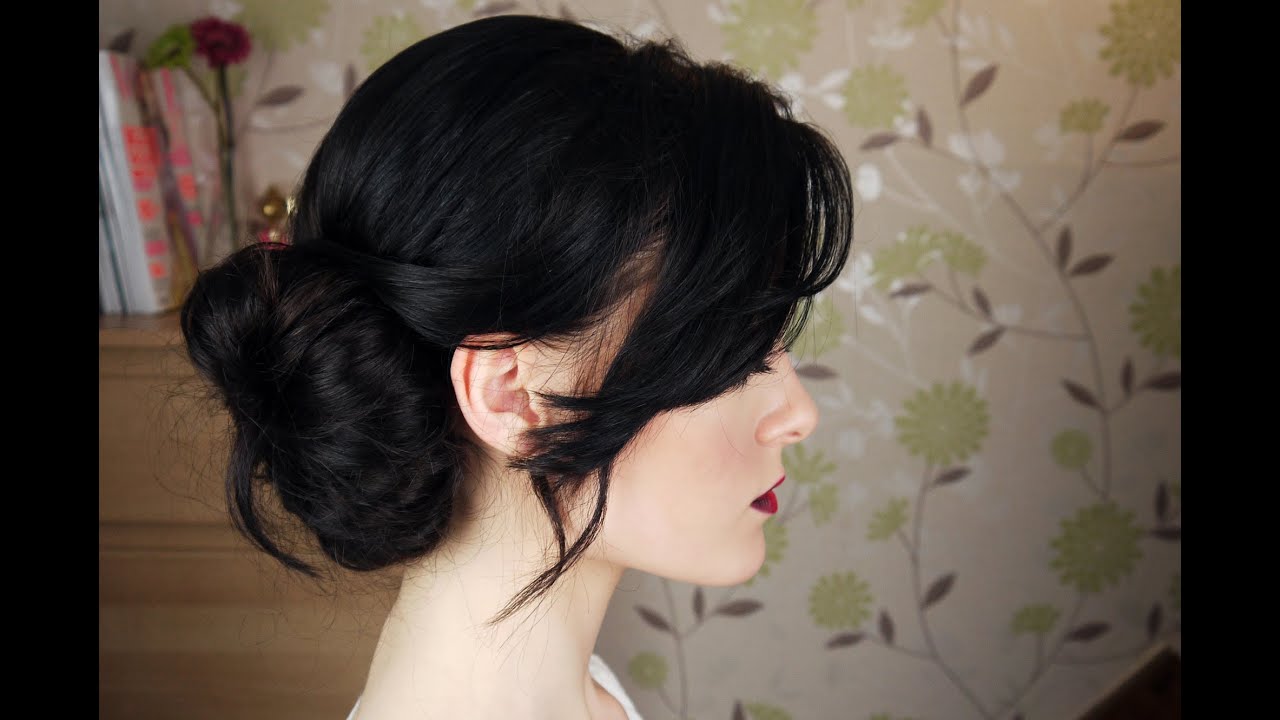 messy hair side bun tutorial