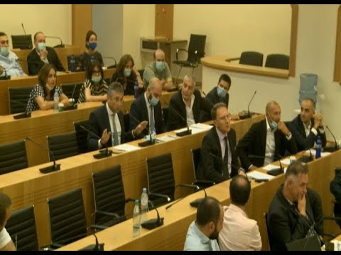 ამ კანონის მიღება ნიშნავს მარეგულირებლის ბნელ ხელს კომპანიებში - ხმაური  ბექაურის ინციატივაზე. ნაწ.7