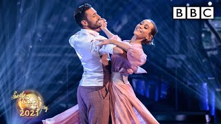 Rose Ayling-Ellis and Giovanni Pernice Waltz to How Long Will I Love You ✨ BBC Strictly 2021