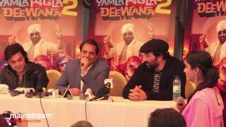 The legendary Dharmendra Deol praising his fans