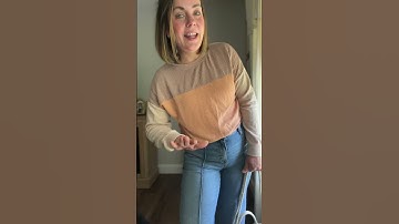 Elevate your fall style with this must-have color block top! #fallfashion