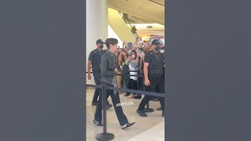 🔥The way the idols moved back for Mark Tuan Entry🔥#marktuan #mark #got7 #igot7 #thailand #kpop