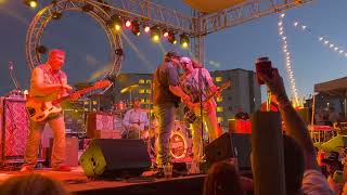 Watch Reckless Kelly Hottest Thing In Town video