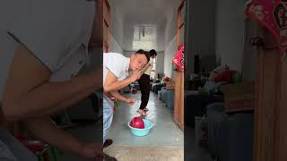 Who popped the balloon? #funny #linlife #comedy