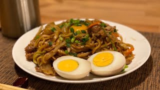 【二郎麺の焼きそば】自分を大蛇丸と信じて止まない一般男性が優勝する動画です。