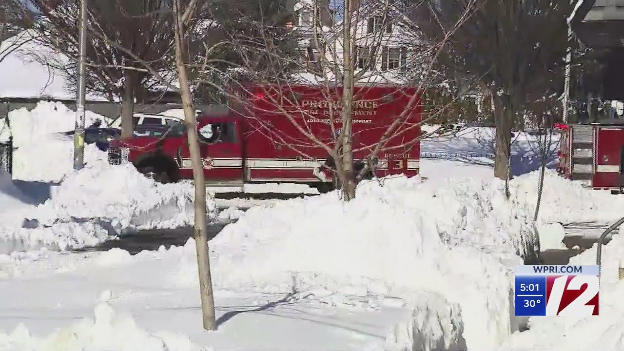 Neighborhoods in Providence start to dig out after historic snowfall ...
