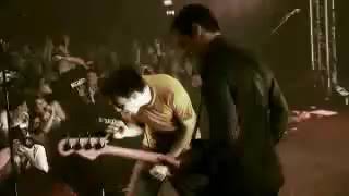 Hard-Fi: Live at the Astoria - 'Living for the Weekend'