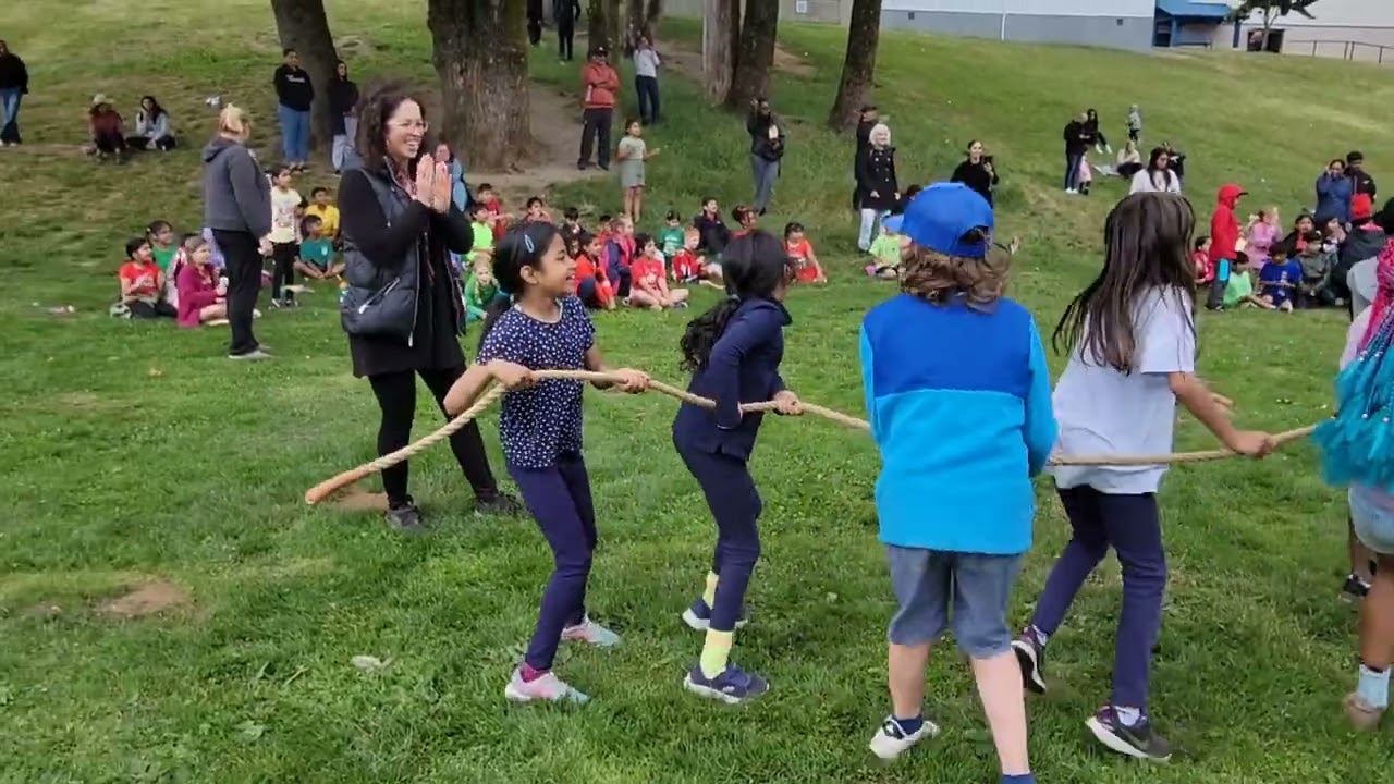 Tug Of War in South Poplar