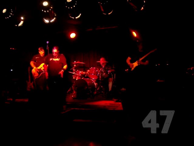在 YouTube 上观看 Jimmy and the Sellouts   'Dont Leave Me Behind' x47