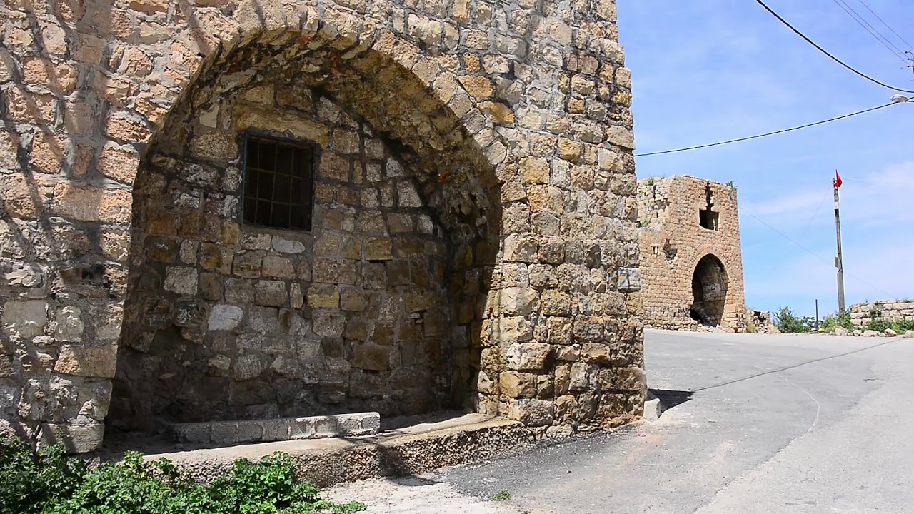 مسجد الديجاني 731هـ - قرية الجانية غرب رام الله فلسطين .