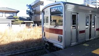 東武東上線9000型普通新木場行を撮った。