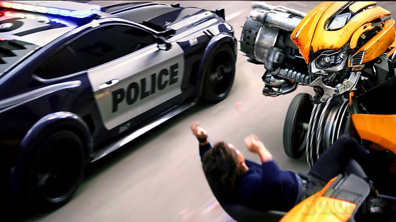 Bumblebee fait la course avec des robots policiers, Transformers 5