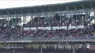 Fans watch Harvest GP race at IMS