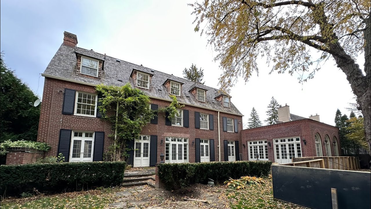 Donald Trump’s ABANDONED 12 million dollar secret Canadian MANSION **now demolished**