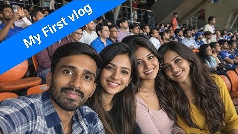 My first vlog with friends || #myfirstvlog #firstvlog #vlogs #vlogger #vlogging #vloggerlife 