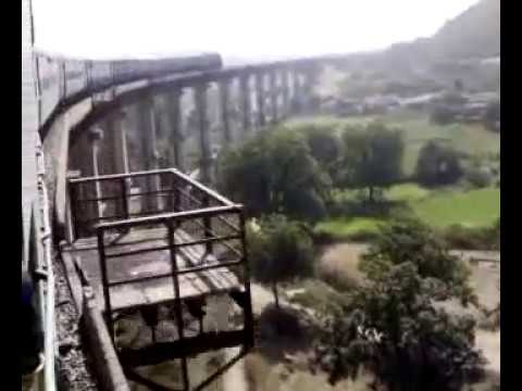 TRIVENI EXP on india's most curved bridge(ATUL SHARMA).mp4