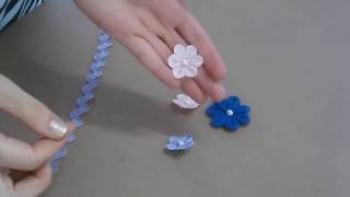 Aprenda a fazer uma linda flor de sianinha para enfeitar suas peças
