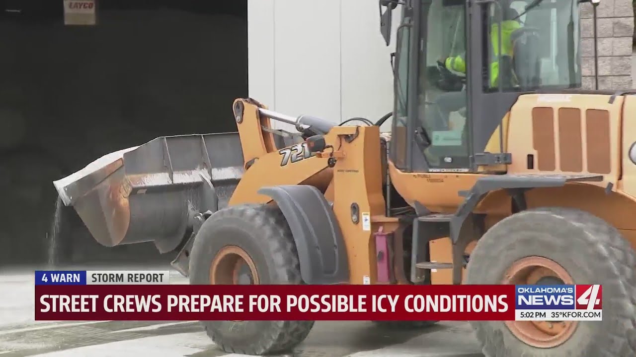 Street crews prepare for possible icy conditions - YouTube
